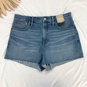 Madewell The Perfect Denim Burnett Wash High Waisted Tencel Raw Hem Jean Shorts